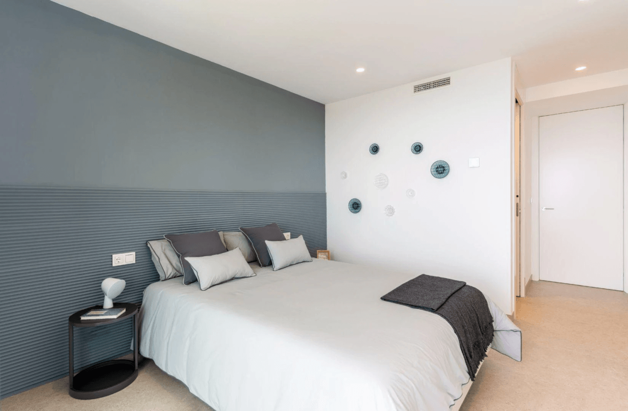 nueva villa de lujo con impresionantes vistas panorámicas al mar y a las moñtanas en Altea Hills