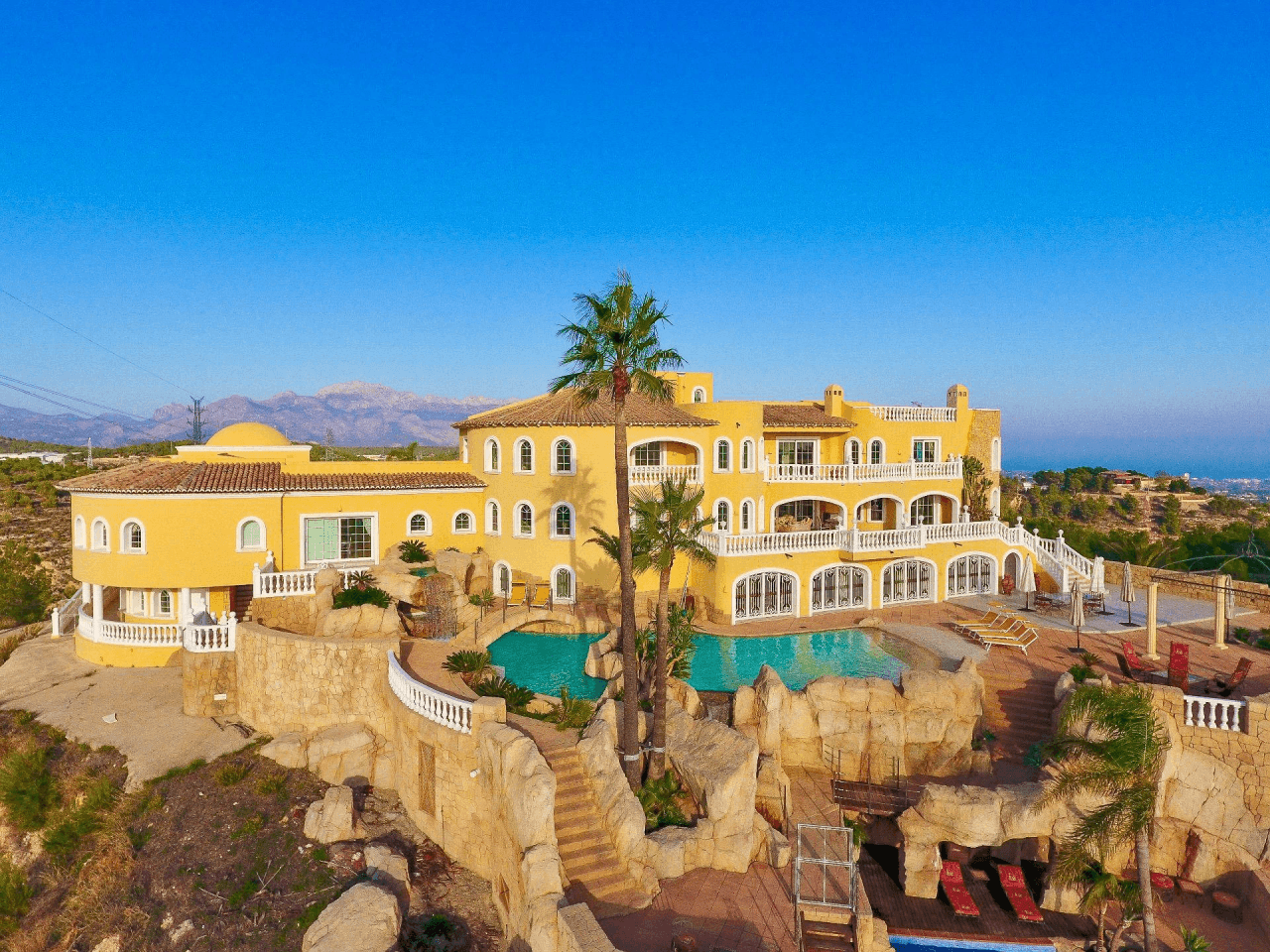 Villa Exclusiva de Lujo en Altea – Un Sueño Mediterráneo Hecho Realidad