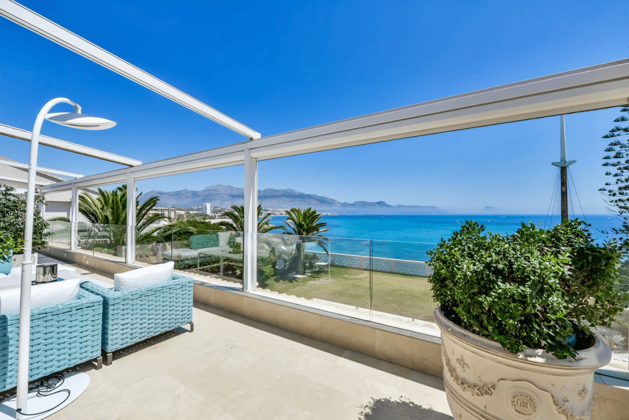 Exclusive Luxury Villa with Sea Views in Albir: Discover your corner of paradise