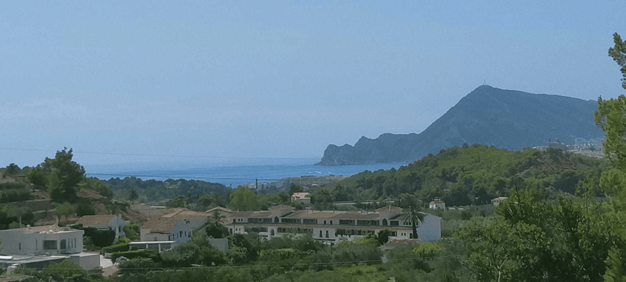 Oportunidad: Parcela Rústica en Altea la Vella ¡Descubre tu Espacio Natural!