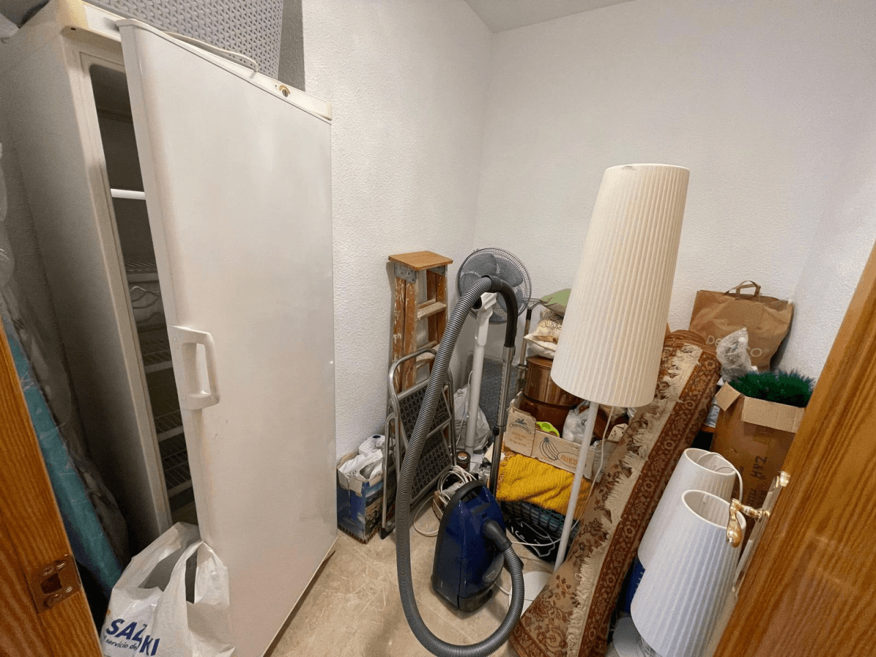 Amplio apartamento de 3 dormitorios completamente renovado en el corazón de El Albir, con piscina y garaje