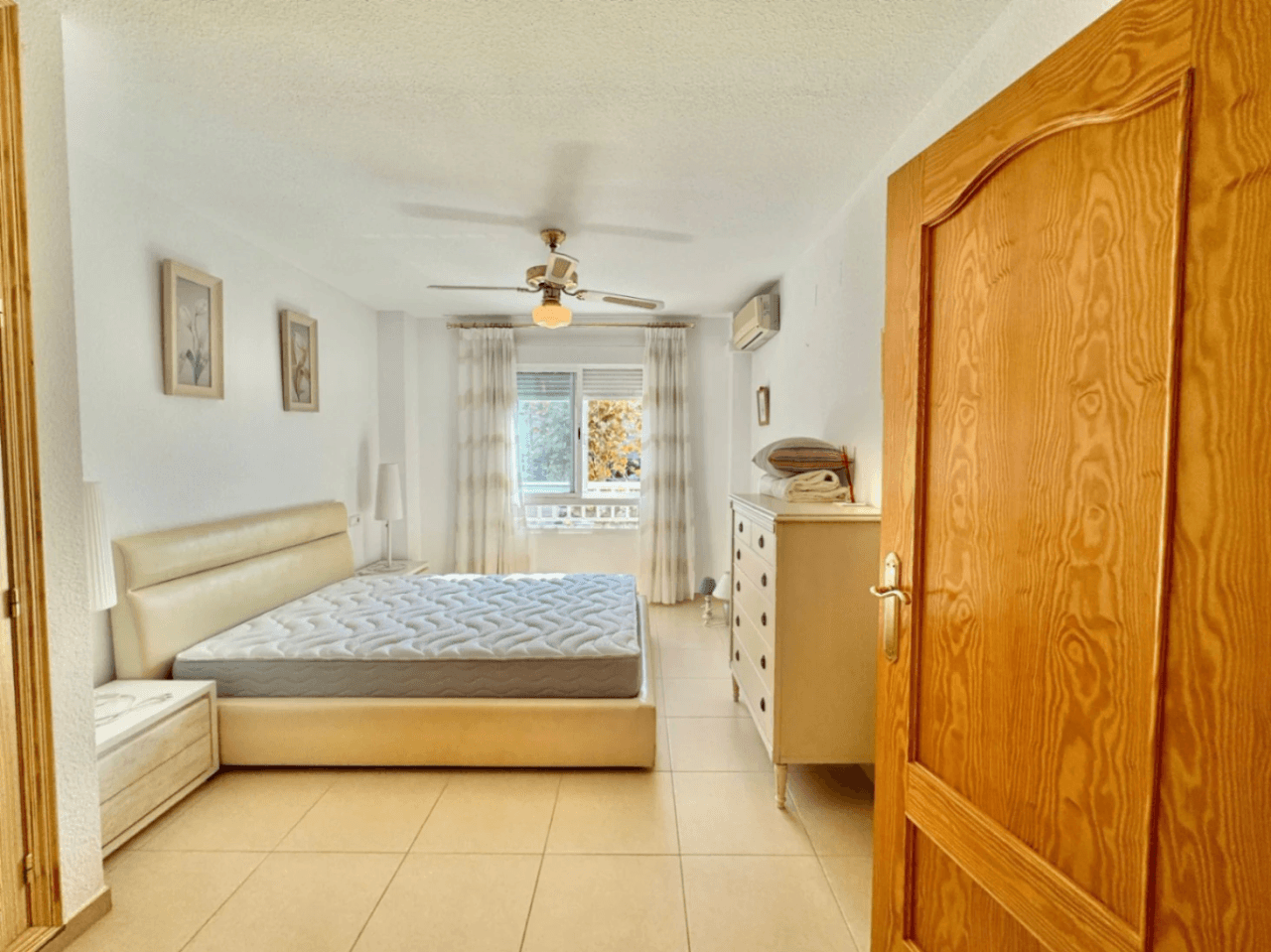 Acogedor apartamento de 3 dormitorios en el corazón de El Albir con piscina y garaje